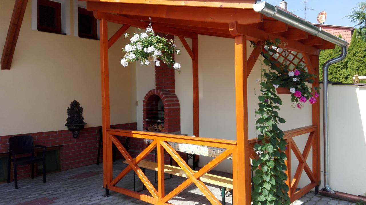 Marina-Buek Apartmanhaz Zewnętrze zdjęcie
